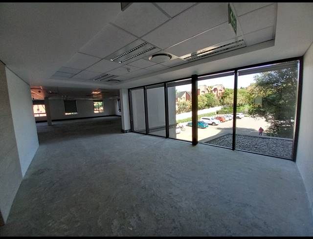 330M² OFFICE TO LET IN FOURWAYS